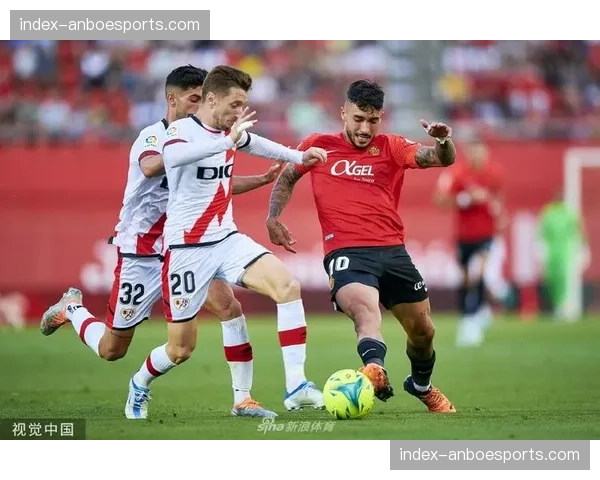 多特蒙德敲定两名南美新星转会，胡斯廷-莱尔马与普拉特斯加盟